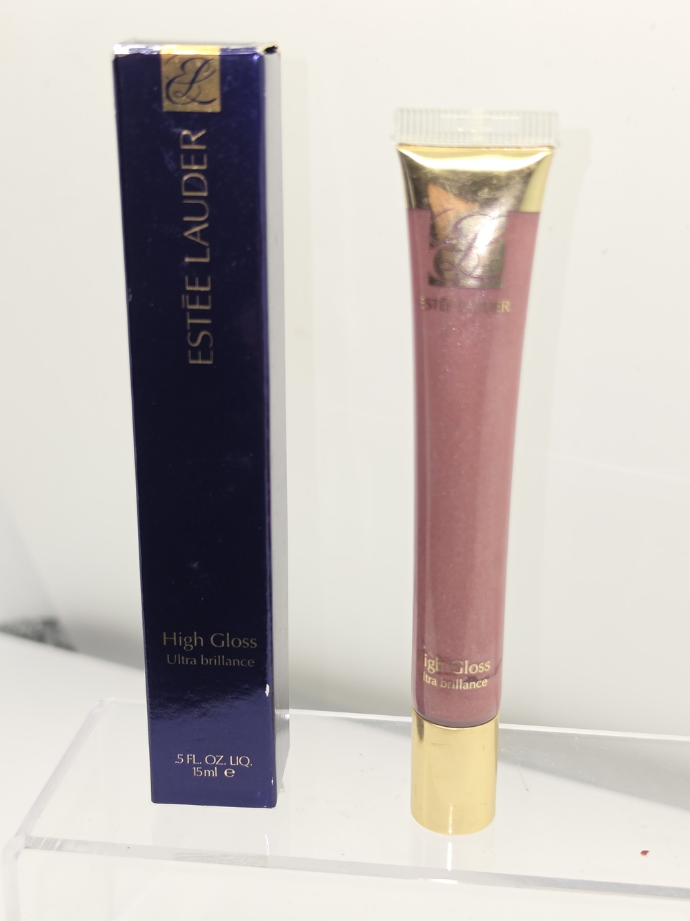 DISCONTINUED Estee Lauder High Gloss- "BERRY" - Picture 4 of 11